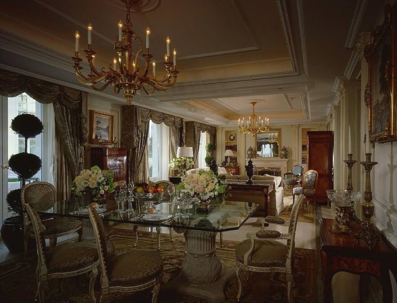 Hotel_Royal_Suite_Four_Seasons_George_V_Paris_01