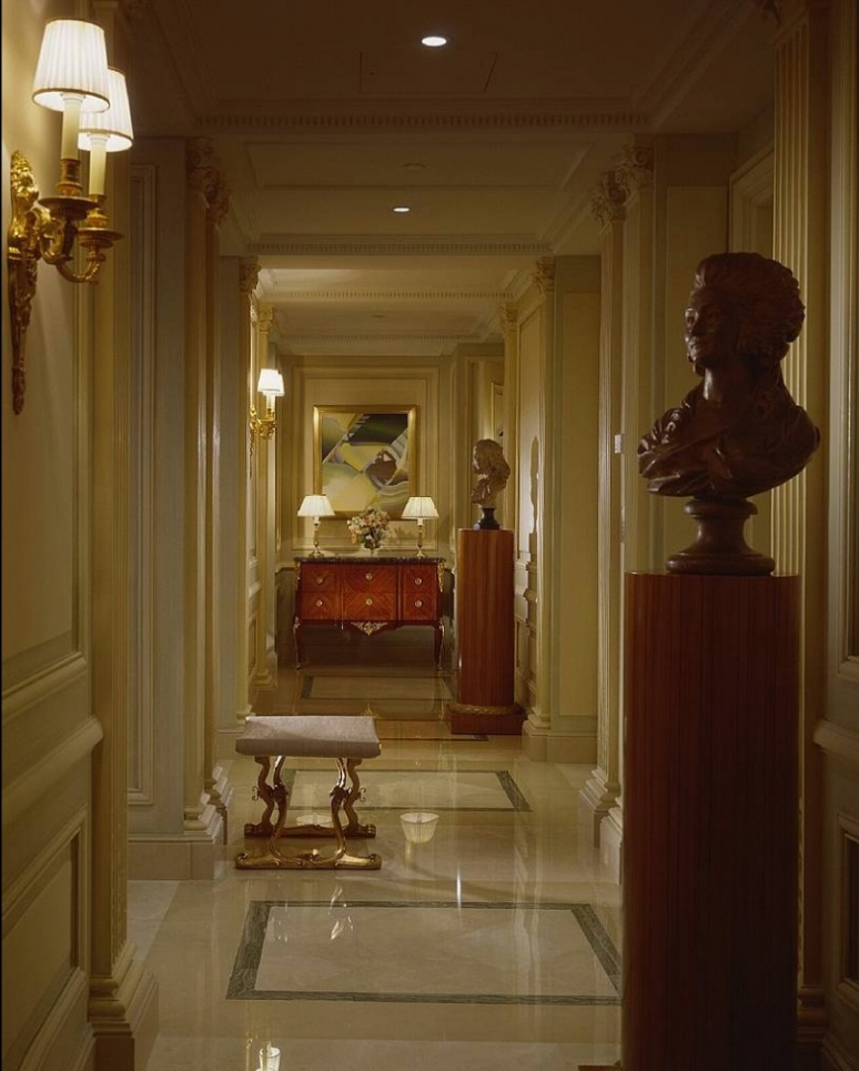 Hotel_Royal_Suite_Four_Seasons_George_V_Paris_05